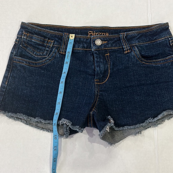 Women’s denim Shorts Size 7 - Picture 6 of 7